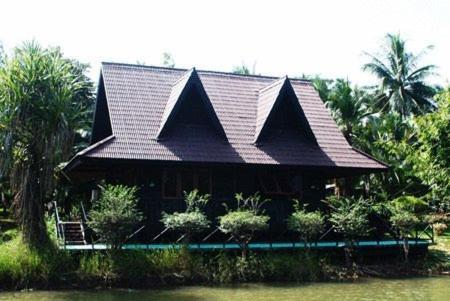 Water Land Golf Resort & Spa Phitsanulok Phòng bức ảnh